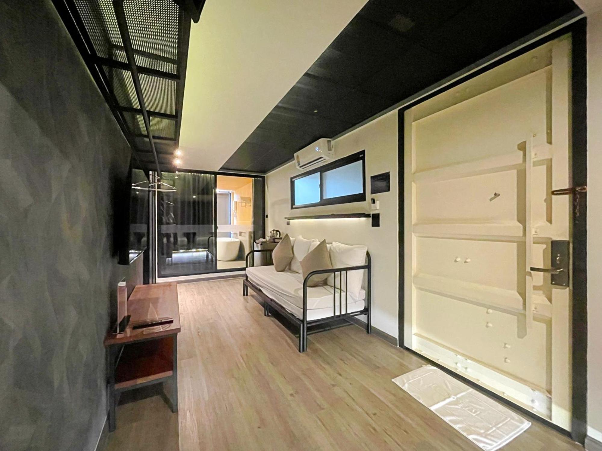 Nights In A Box Hotel Ban Muang  ห้อง รูปภาพ