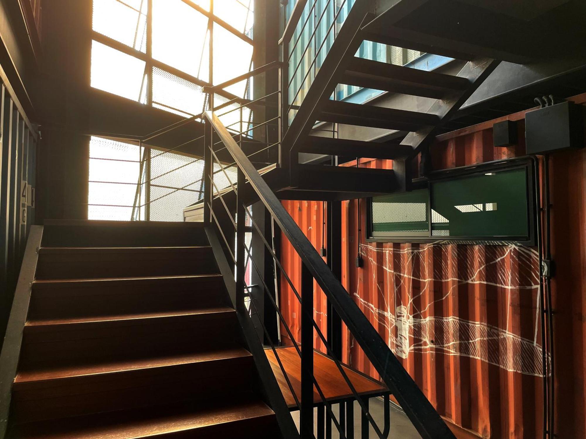 Nights In A Box Hotel Ban Muang  ภายนอก รูปภาพ